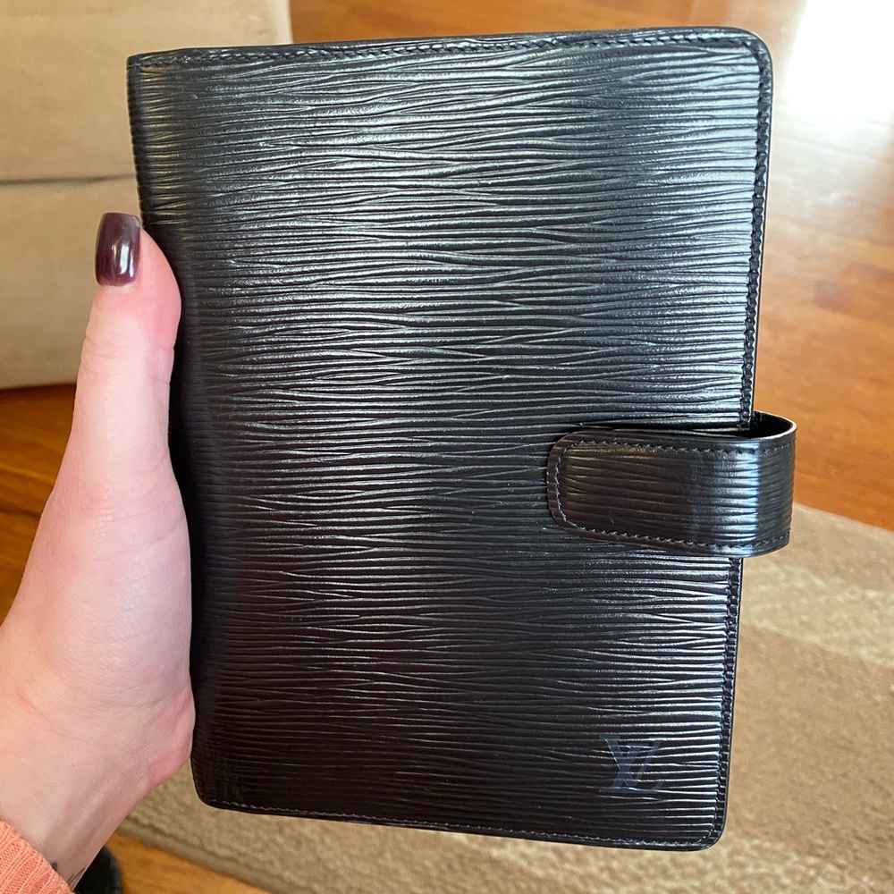 Louis Vuitton Epi Black Agenda MM! 💕